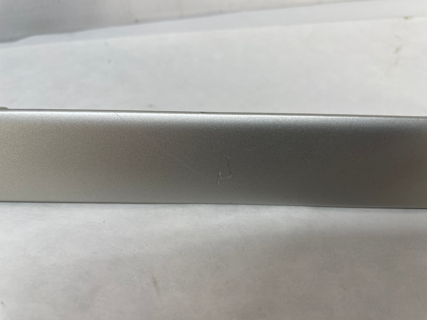 2009 Pontiac G8 LH & RH Silver Dash Trim Molding Inserts OEM - Day's Parts Yard