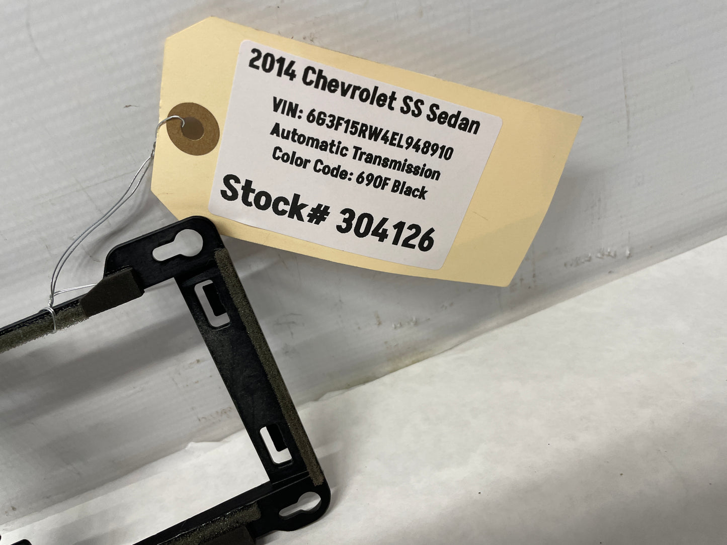 2014 Chevy SS Sedan Windshield Lane Departure Camera Module Rear View Mirror Bracket OEM - Day's Parts Yard
