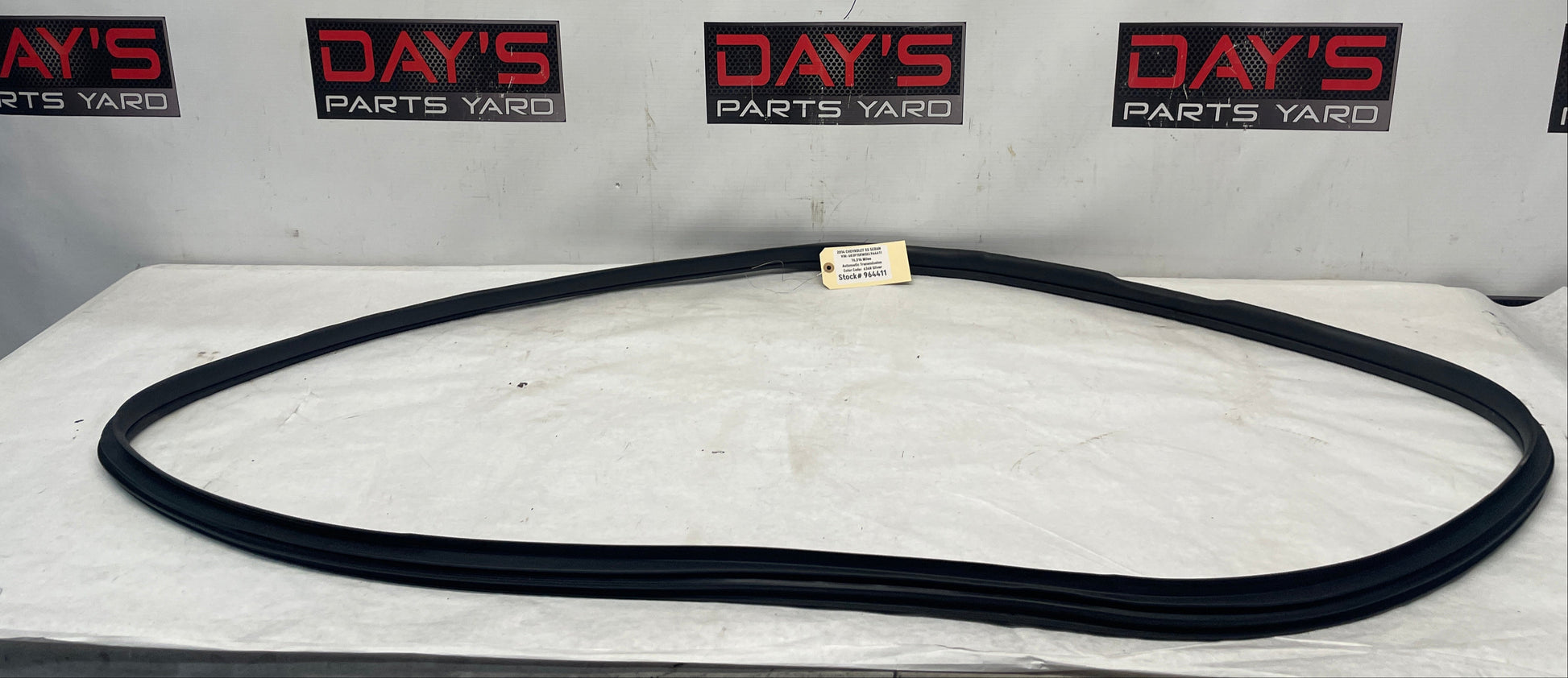 2014 Chevy SS Sedan RH Passenger Front Door Weather Strip Rubber Seal OEM - Day's Parts Yard