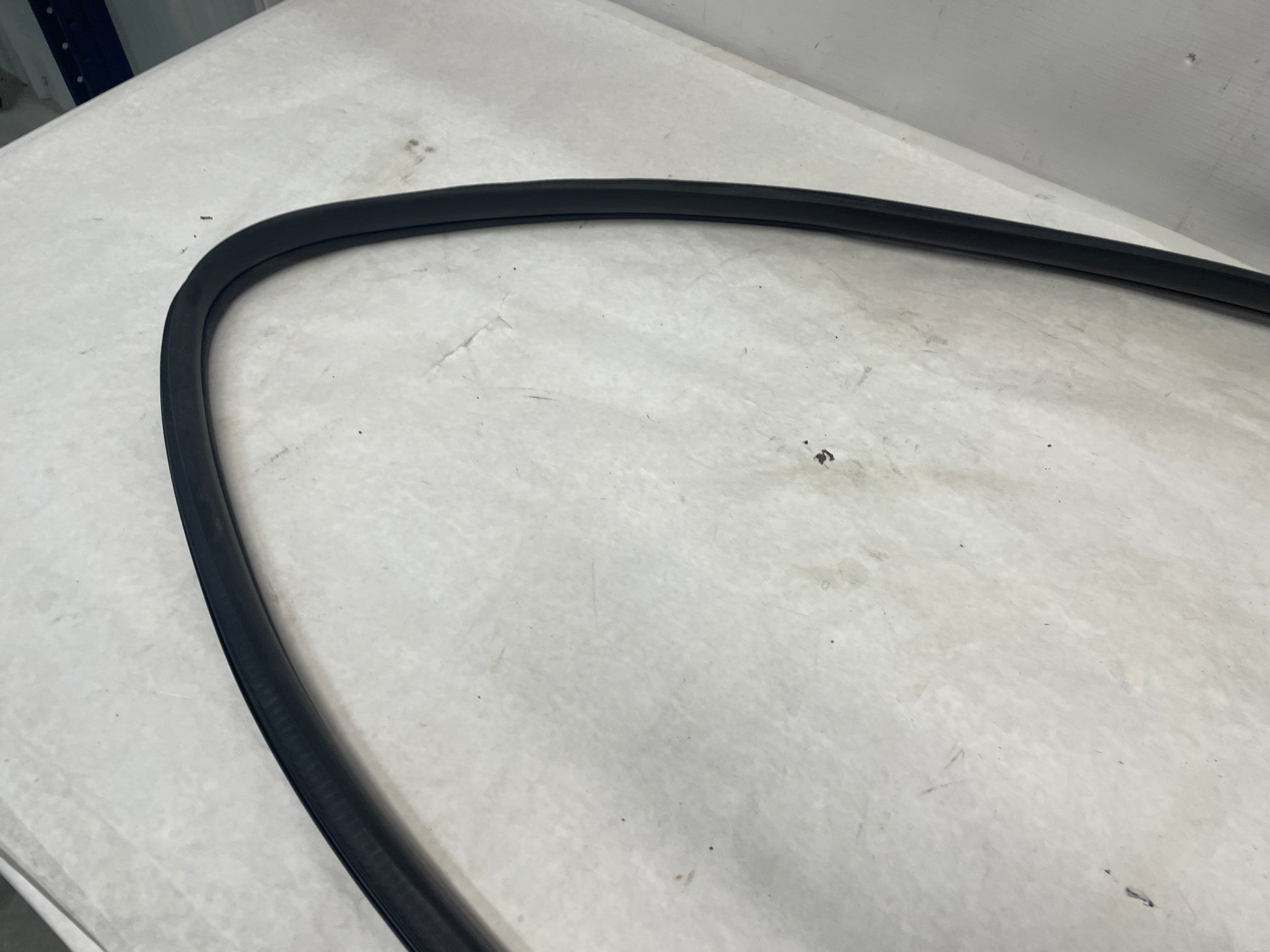 2014 Chevy SS Sedan RH Passenger Front Door Weather Strip Rubber Seal OEM - Day's Parts Yard