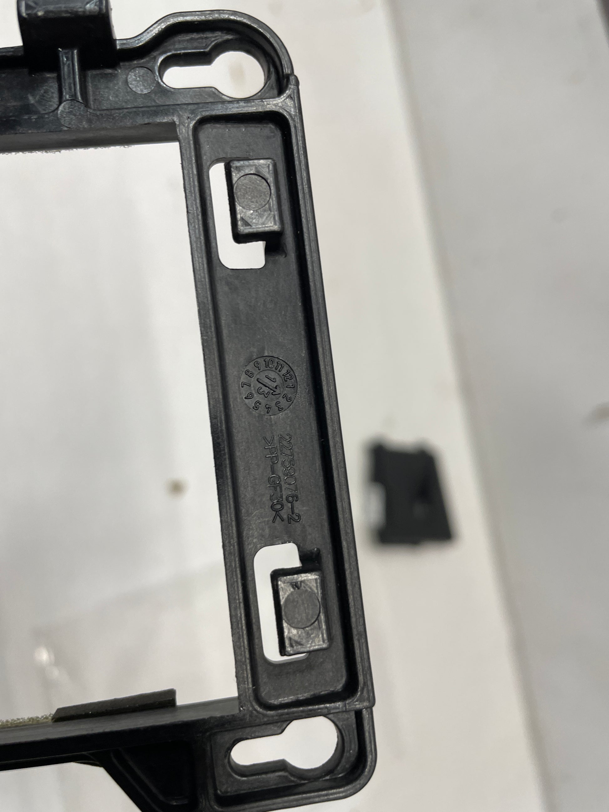 2014 Chevy SS Sedan Windshield Lane Departure Camera Module System w/ Bracket OEM - Day's Parts Yard