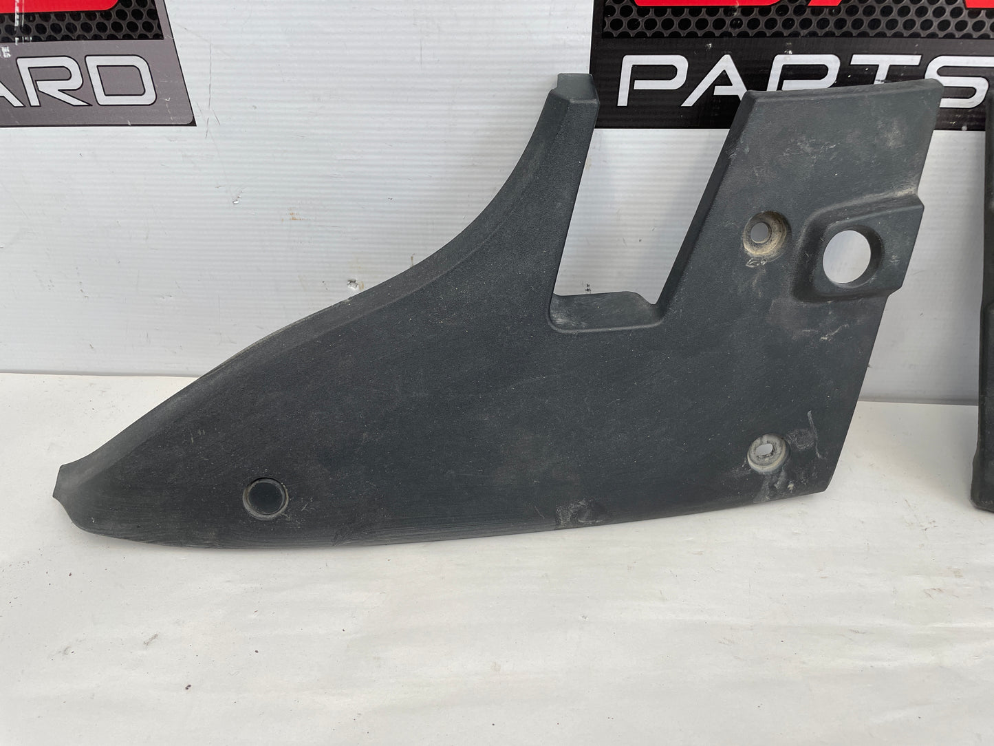 2019 Chevy Camaro SS RH & LH Tail Light Taillight Filler Panel Cover OEM