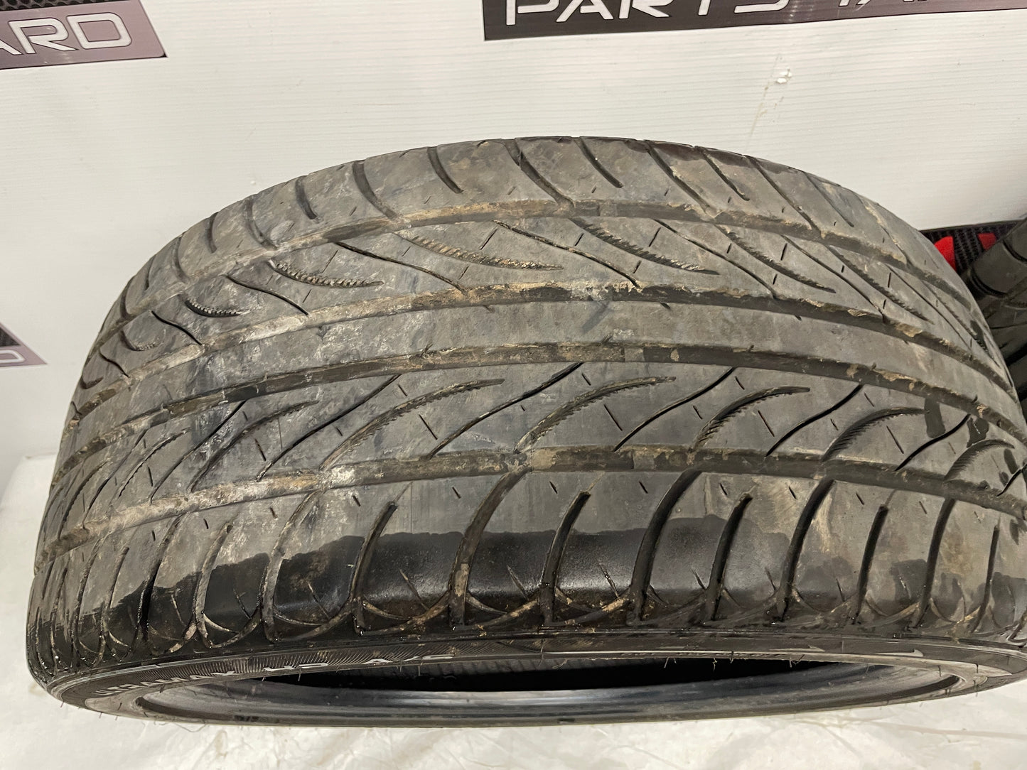 245/40ZR19 Summit Ultramax Tires - Day's Parts Yard