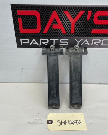 2019 Chevy Camaro SS RH & LH Rear Bumper Lower Brackets OEM