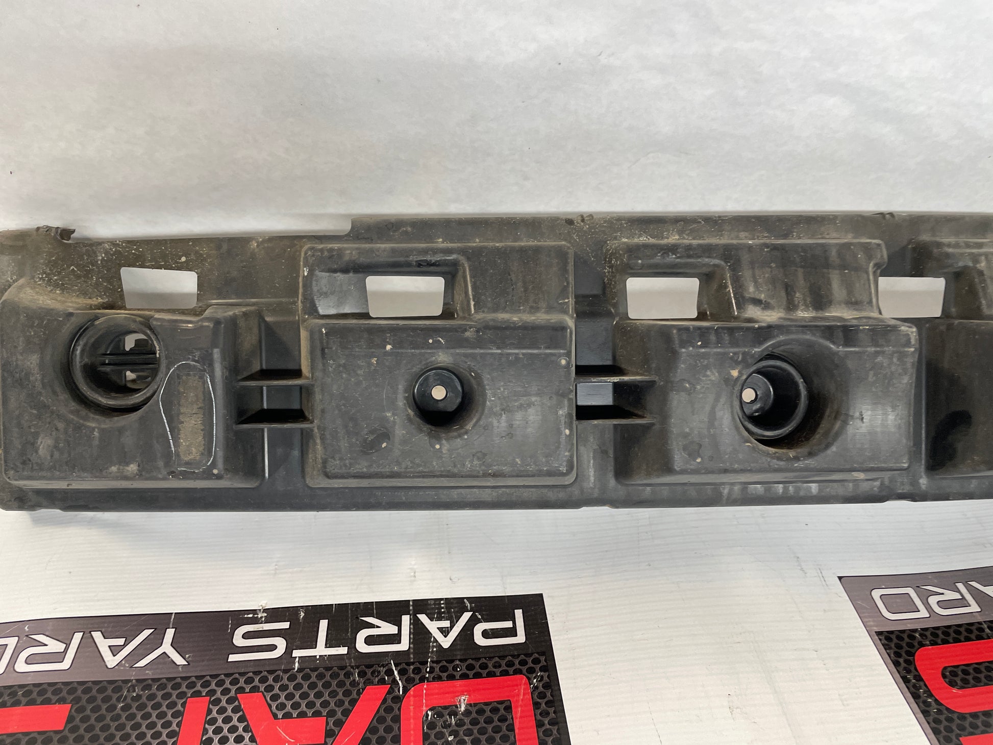 2009 Pontiac G8 GT Rear Bumper Energy Impact Absorber OEM - Day's Parts Yard