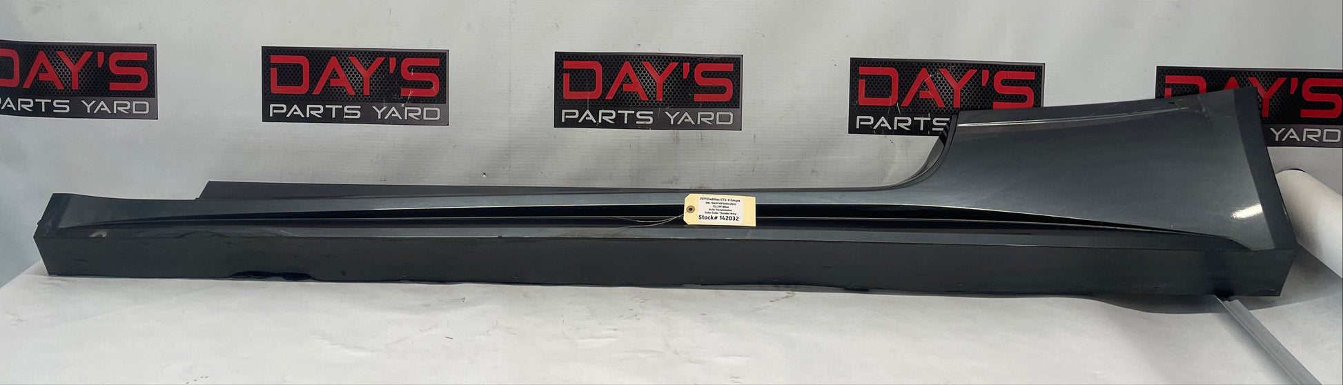 2011 Cadillac CTS-V LH Driver Rocker Molding Side Skirt OEM - Day's Parts Yard