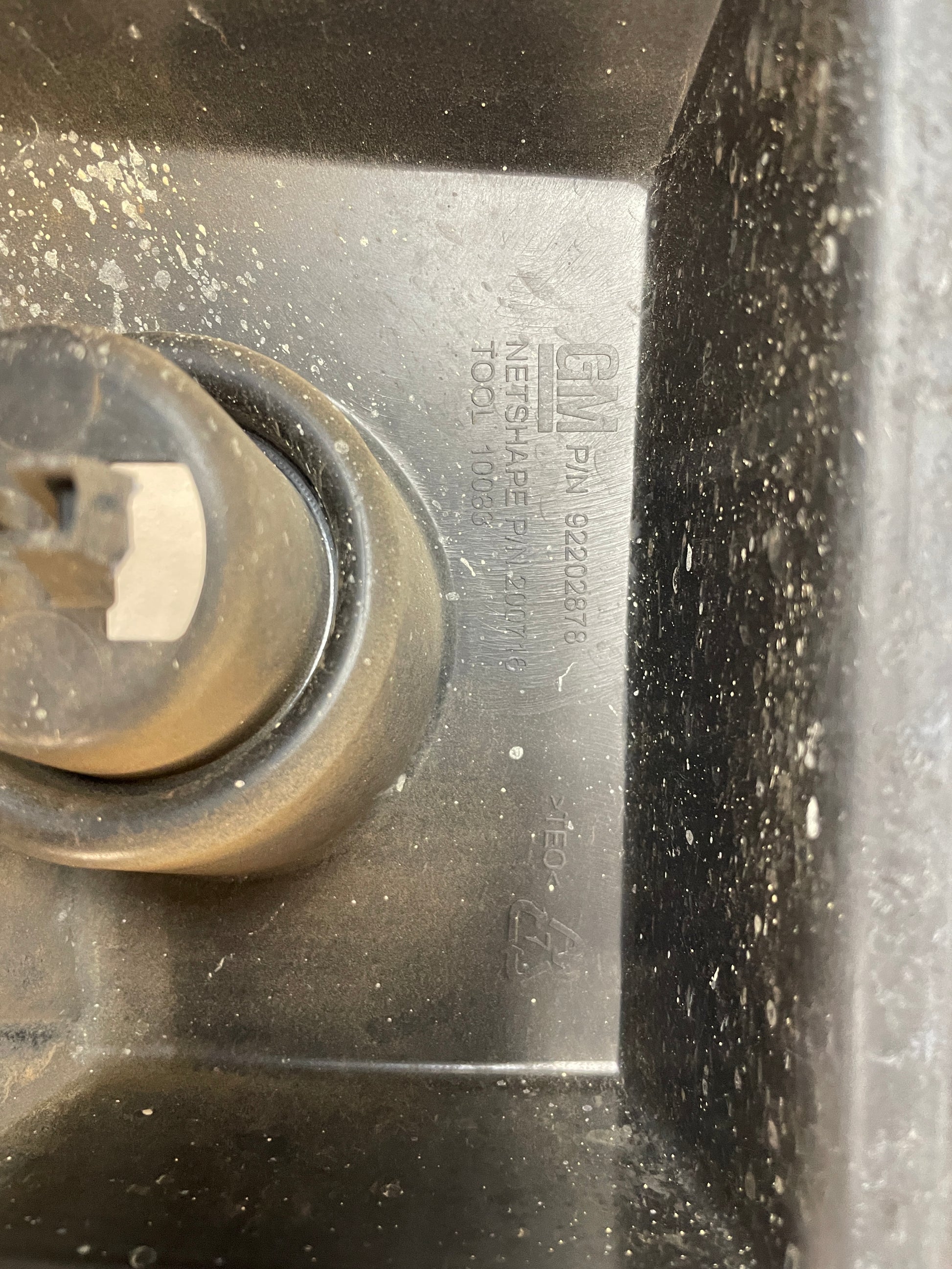 2009 Pontiac G8 GT Rear Bumper Energy Impact Absorber OEM - Day's Parts Yard