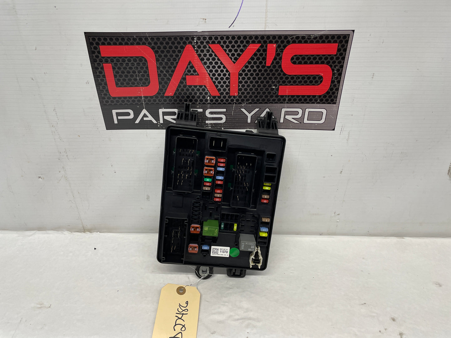 2014 Chevy SS Sedan Rear Fuse Relay Wiring Harness Junction Box Block OEM - Day's Parts Yard