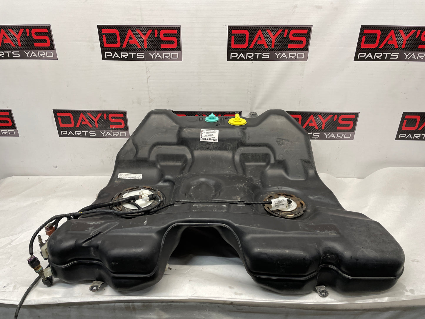2013 Chevy Caprice PPV Fuel Gas Tank w/ Pumps Sending Unit OEM - Day's Parts Yard