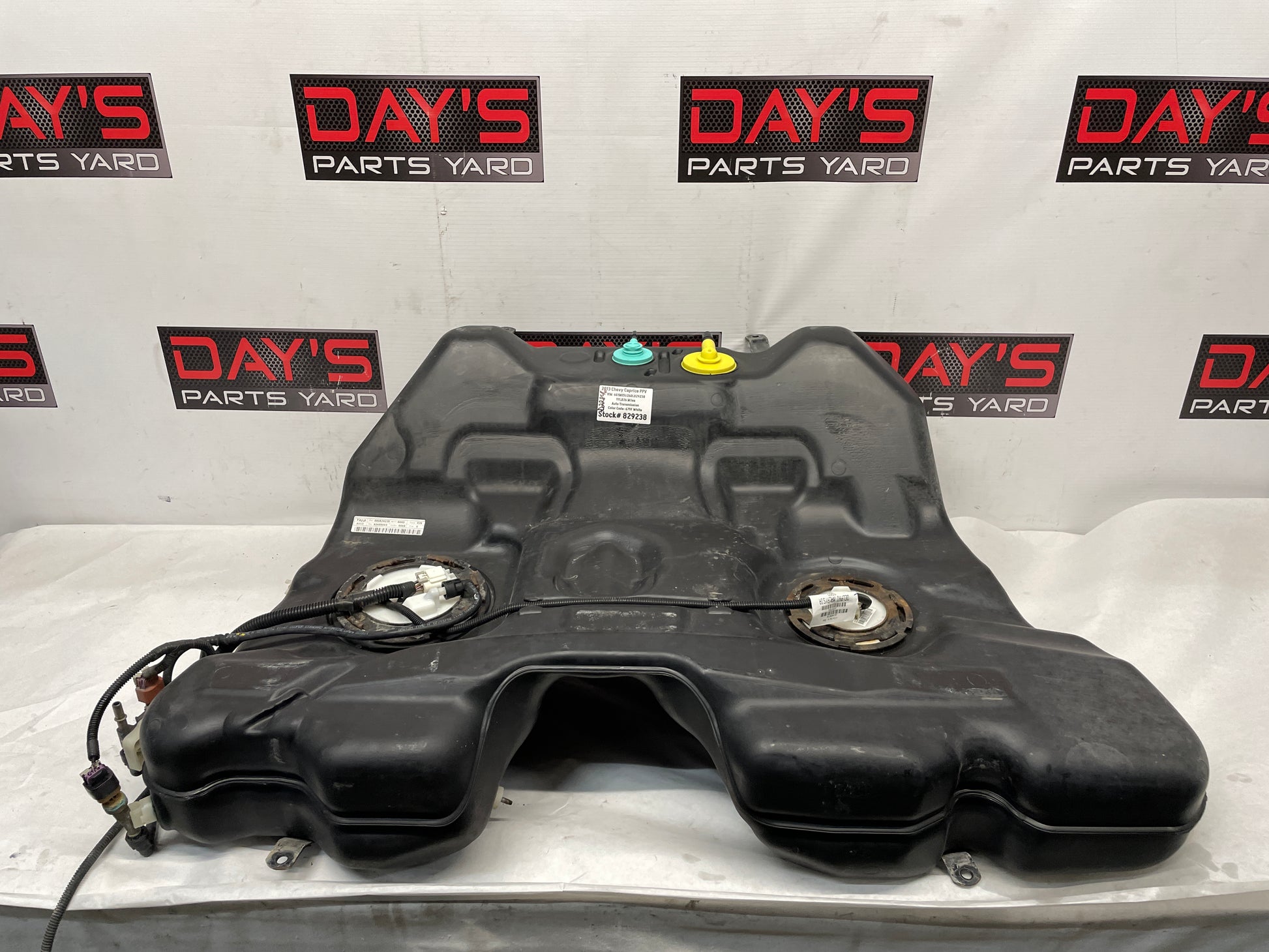 2013 Chevy Caprice PPV Fuel Gas Tank w/ Pumps Sending Unit OEM - Day's Parts Yard