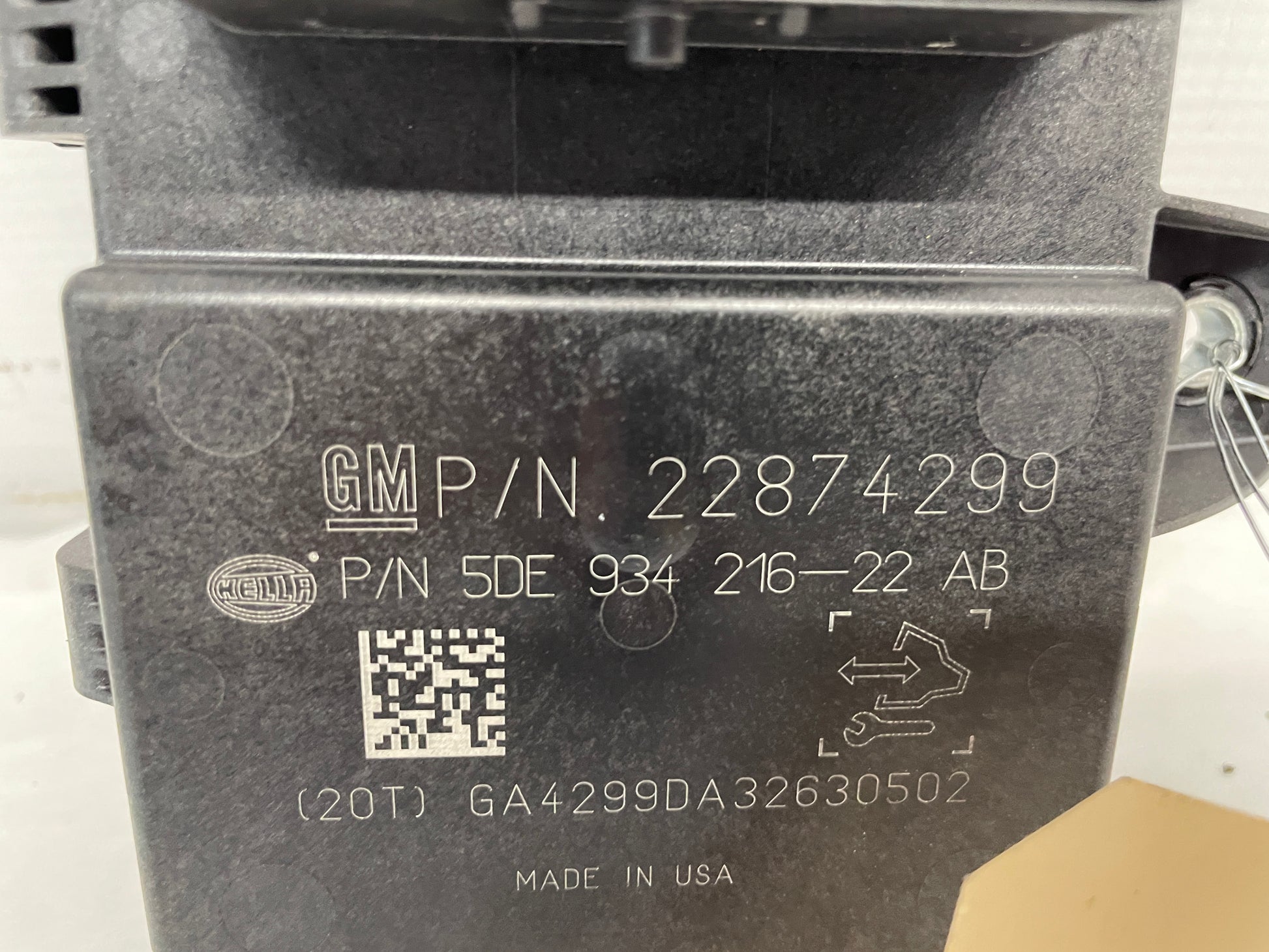 2014 Chevy SS Sedan Sedan Fuel Pump Control Module OEM - Day's Parts Yard