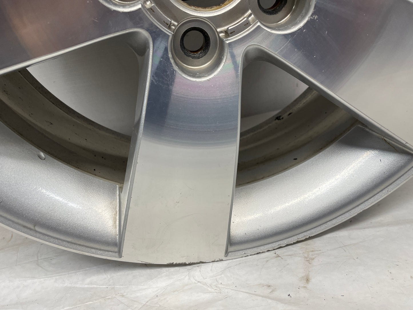 2009 Pontiac G8 GT Factory OEM 19X8 Wheel - Day's Parts Yard