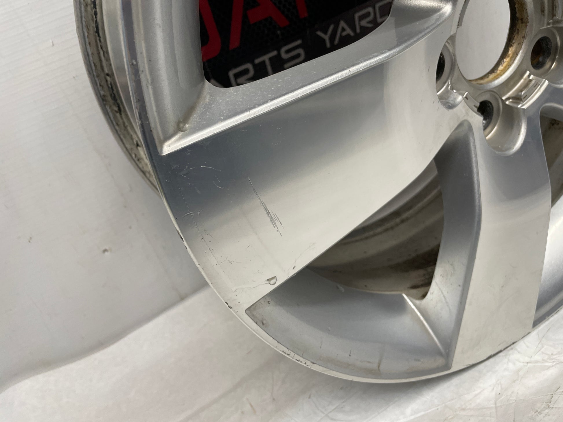 2009 Pontiac G8 GT Factory OEM 19X8 Wheel - Day's Parts Yard