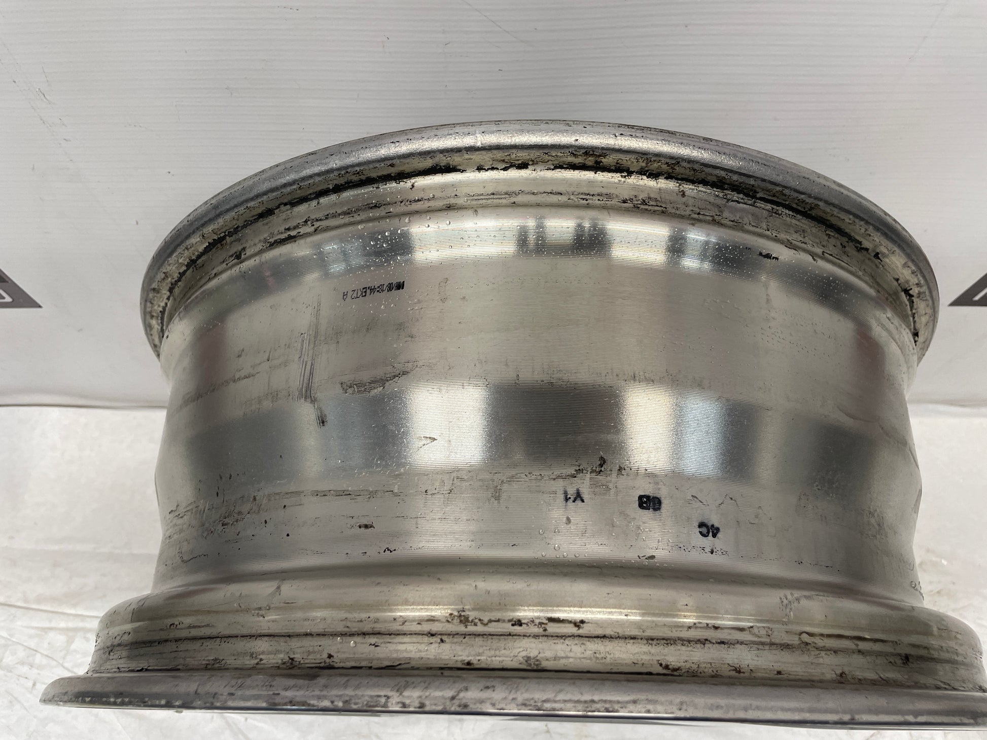 2009 Pontiac G8 GT Factory OEM 19X8 Wheel - Day's Parts Yard