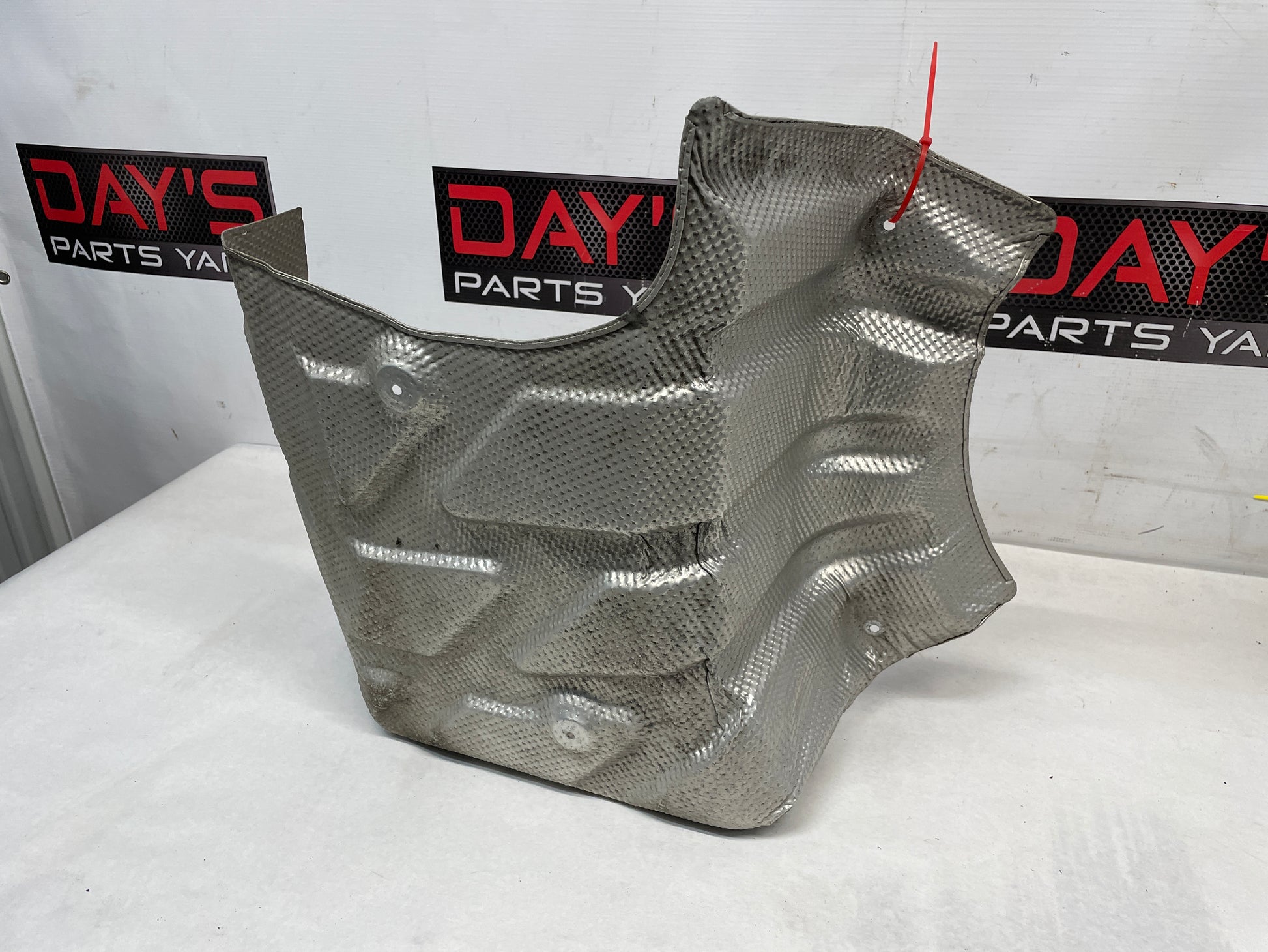 2014 Chevy SS Sedan RH & LH Exhaust Muffler Heat Shields OEM - Day's Parts Yard