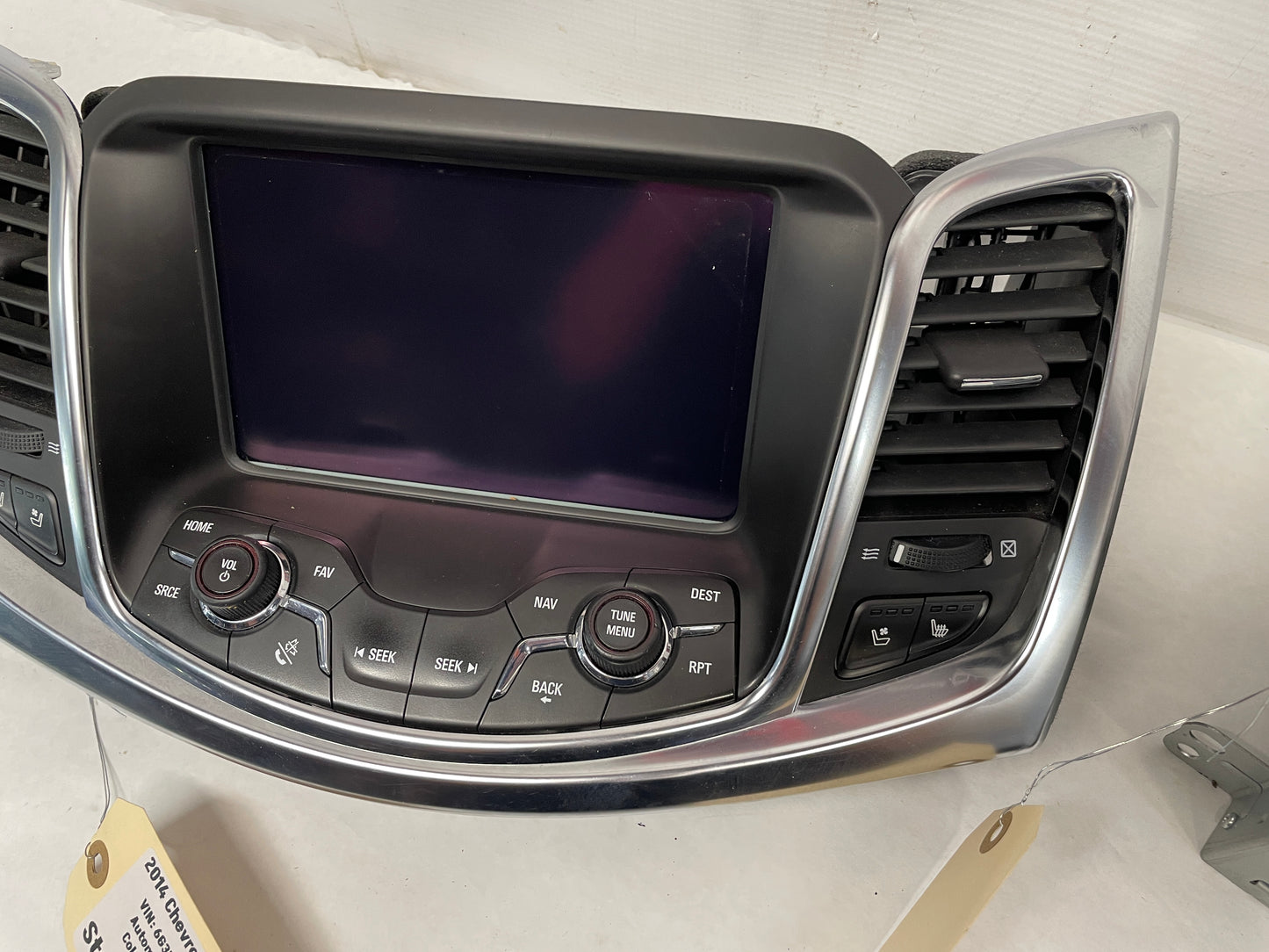 2014 Chevy SS Sedan Navigation Display Radio CD Player Face Plate Screen System Receiver OEM - Day's Parts Yard