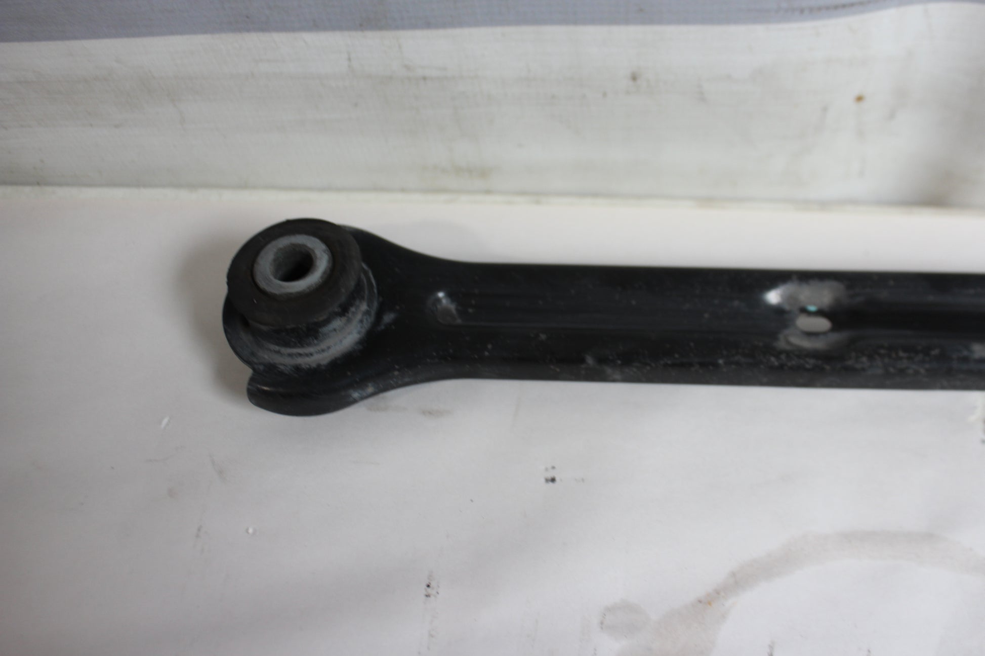2014 Chevy SS Sedan Rear RH Passenger Trailing Drag Control Arm OEM - Day's Parts Yard