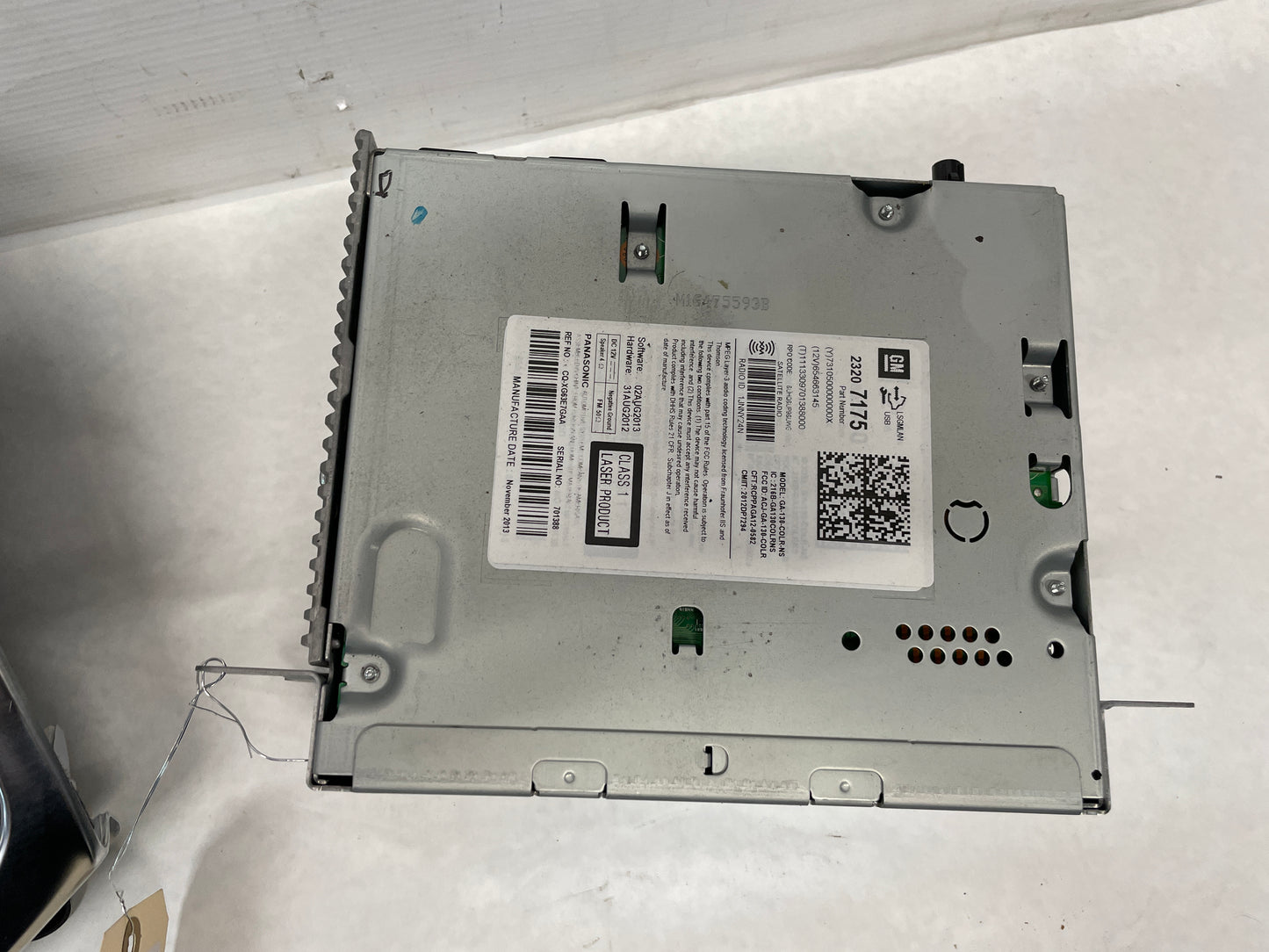 2014 Chevy SS Sedan Navigation Display Radio CD Player Face Plate Screen System Receiver OEM - Day's Parts Yard