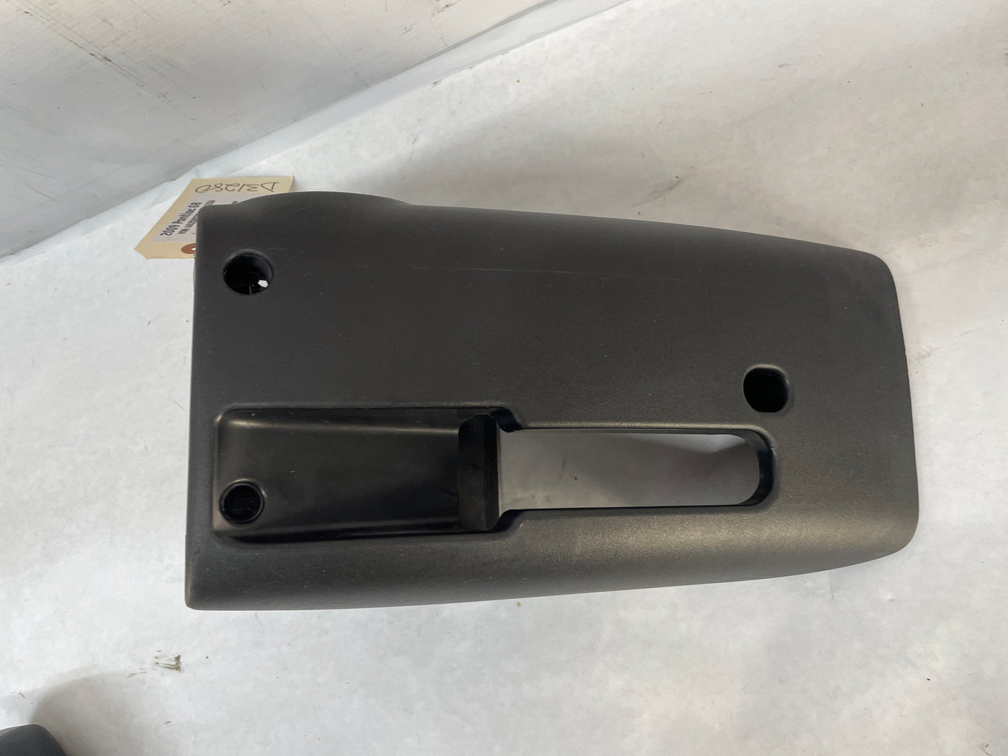 2009 Pontiac G8 Steering Column Calm Shell Shroud Cover Trim OEM - Day's Parts Yard