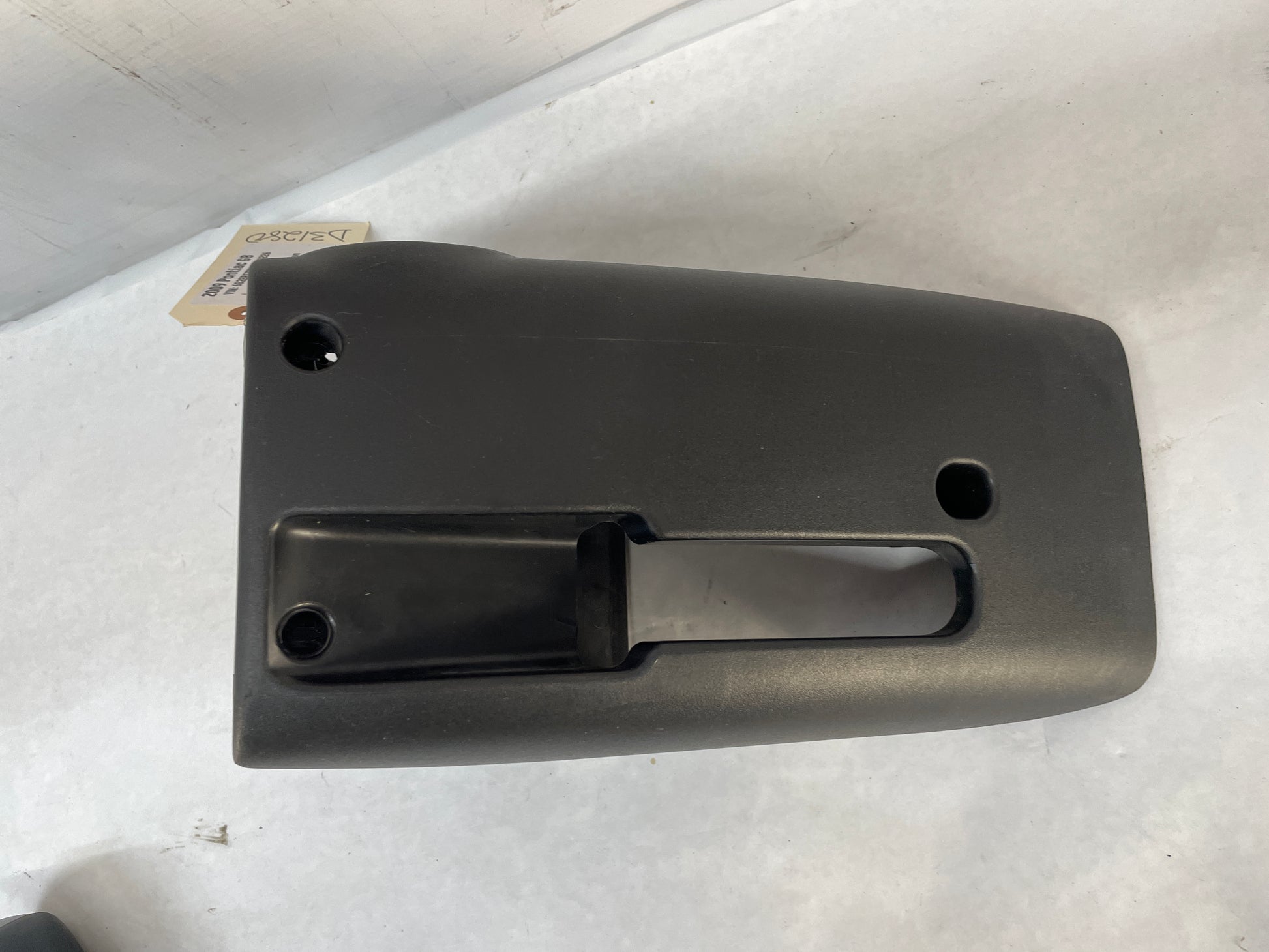 2009 Pontiac G8 Steering Column Calm Shell Shroud Cover Trim OEM - Day's Parts Yard