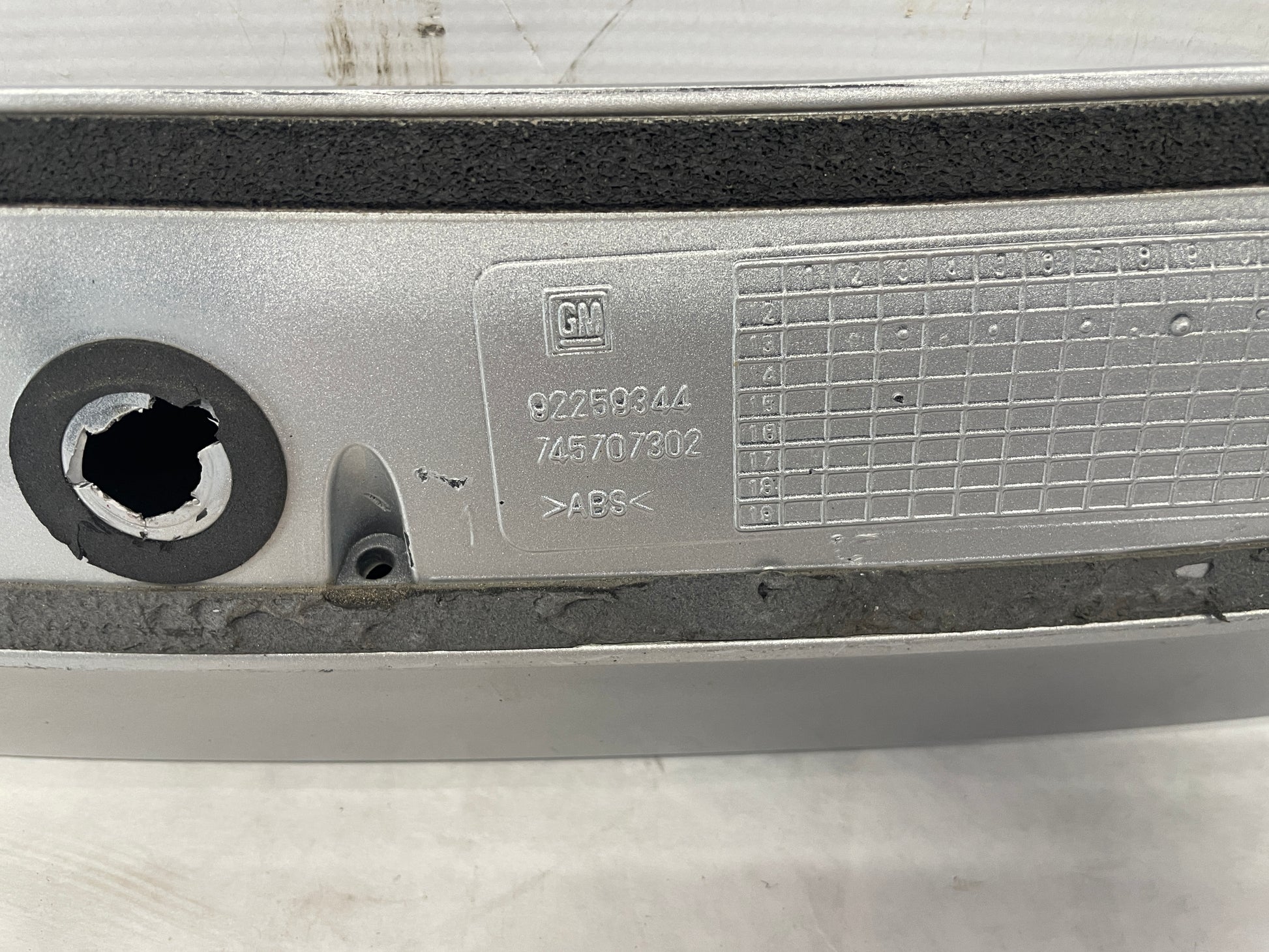 2014 Chevy SS Sedan Trunk Deck Lid Spoiler Wing OEM - Day's Parts Yard