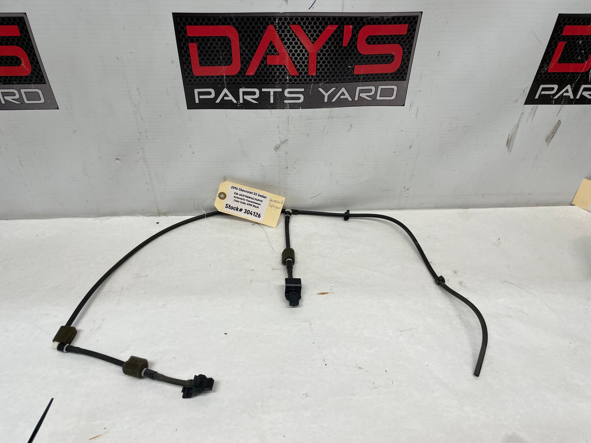 2014 Chevy SS Sedan Windshield Washer Nozzle Sprayer OEM - Day's Parts Yard