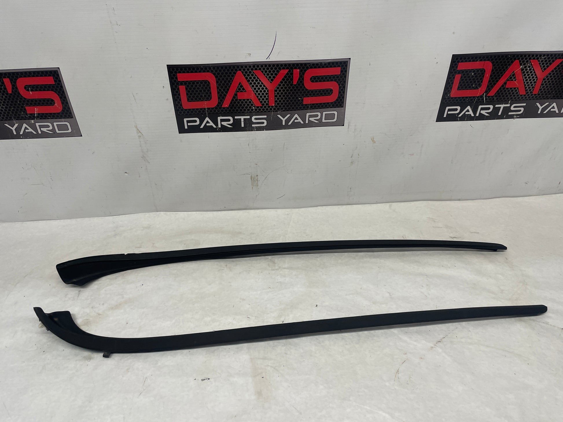 2014 Chevy SS Sedan RH & LH Windshield Molding Trim OEM - Day's Parts Yard