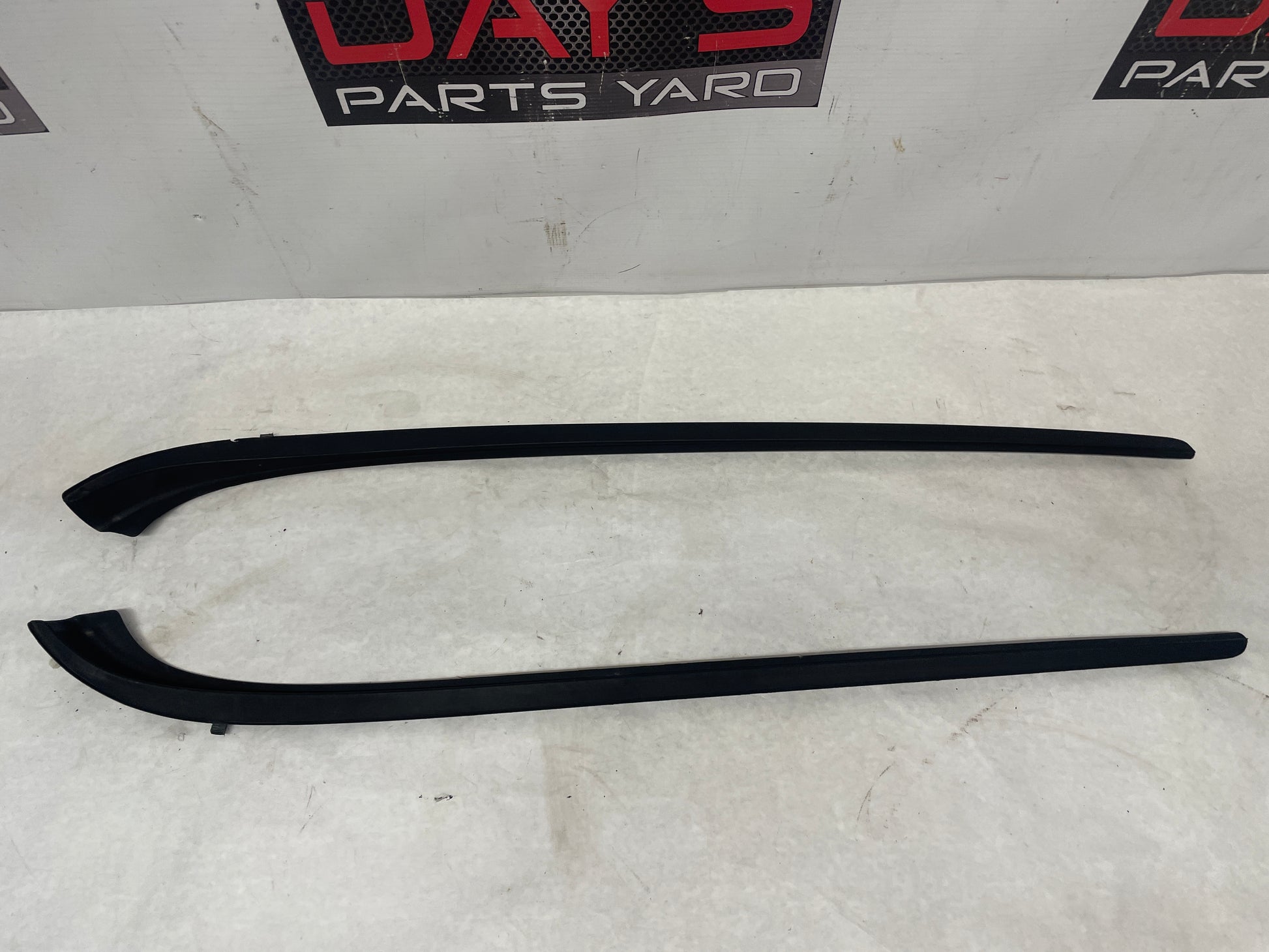 2014 Chevy SS Sedan RH & LH Windshield Molding Trim OEM - Day's Parts Yard