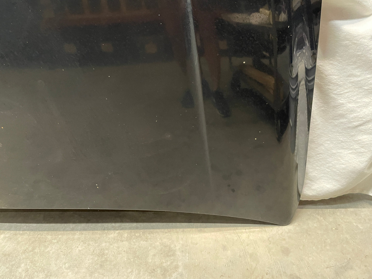 2004 GMC Sierra K1500 Hood Assembly OEM LOCAL PICK UP - Day's Parts Yard