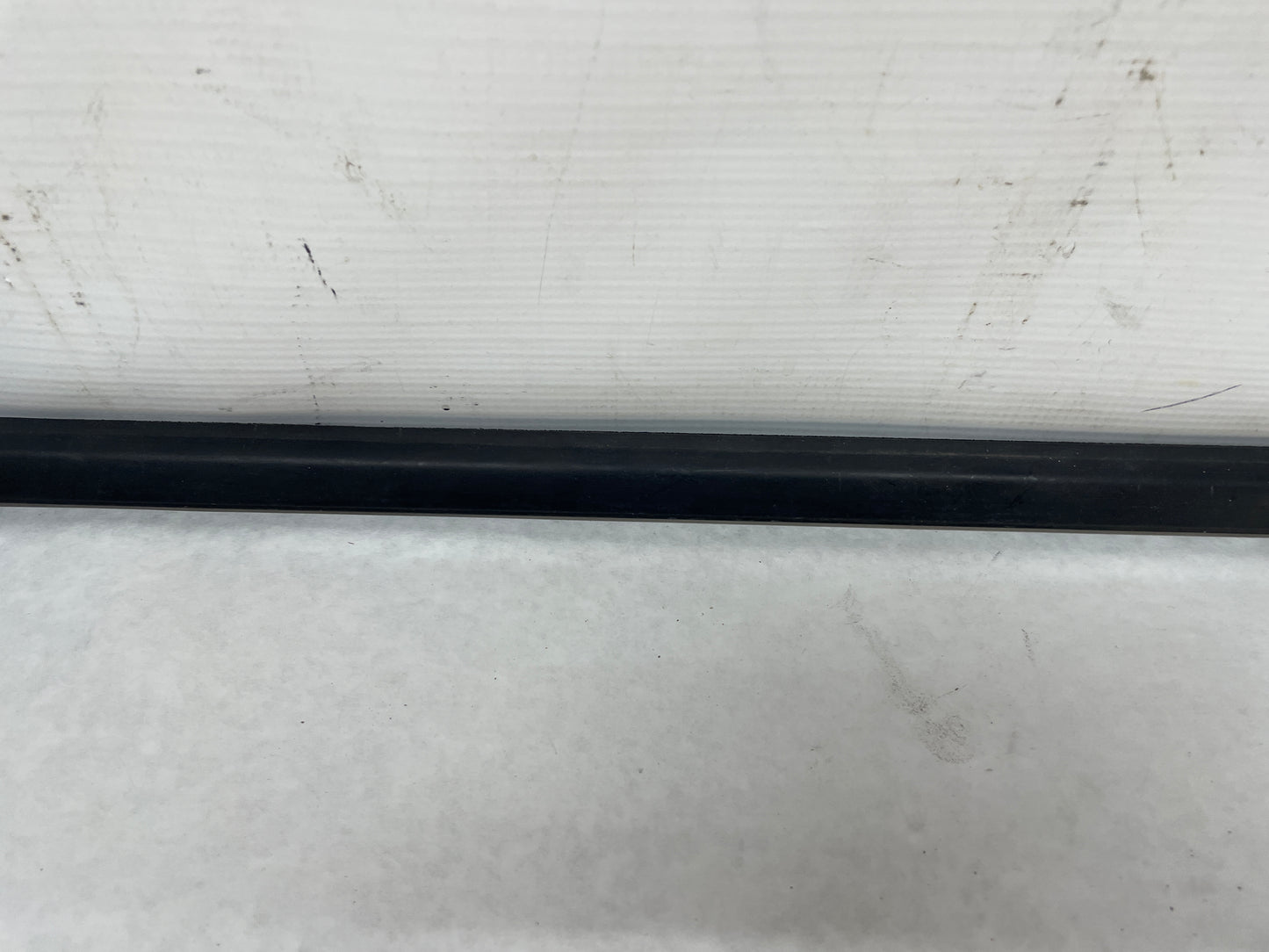 2009 Pontiac G8 GT RH Passenger Front Door Window Belt Molding Weather Strip Trim OEM - Day's Parts Yard