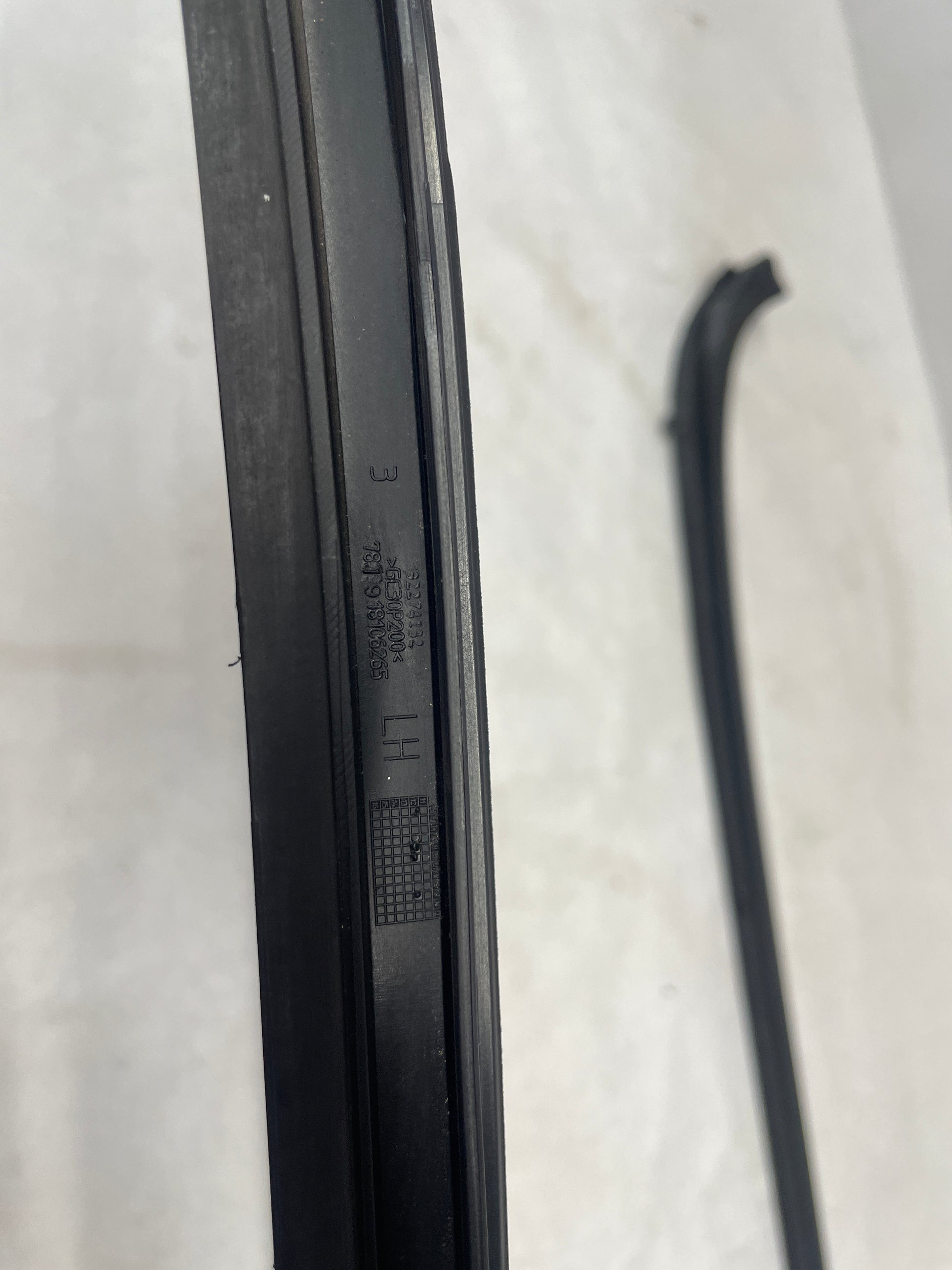 2014 Chevy SS Sedan RH & LH Windshield Molding Trim OEM - Day's Parts Yard