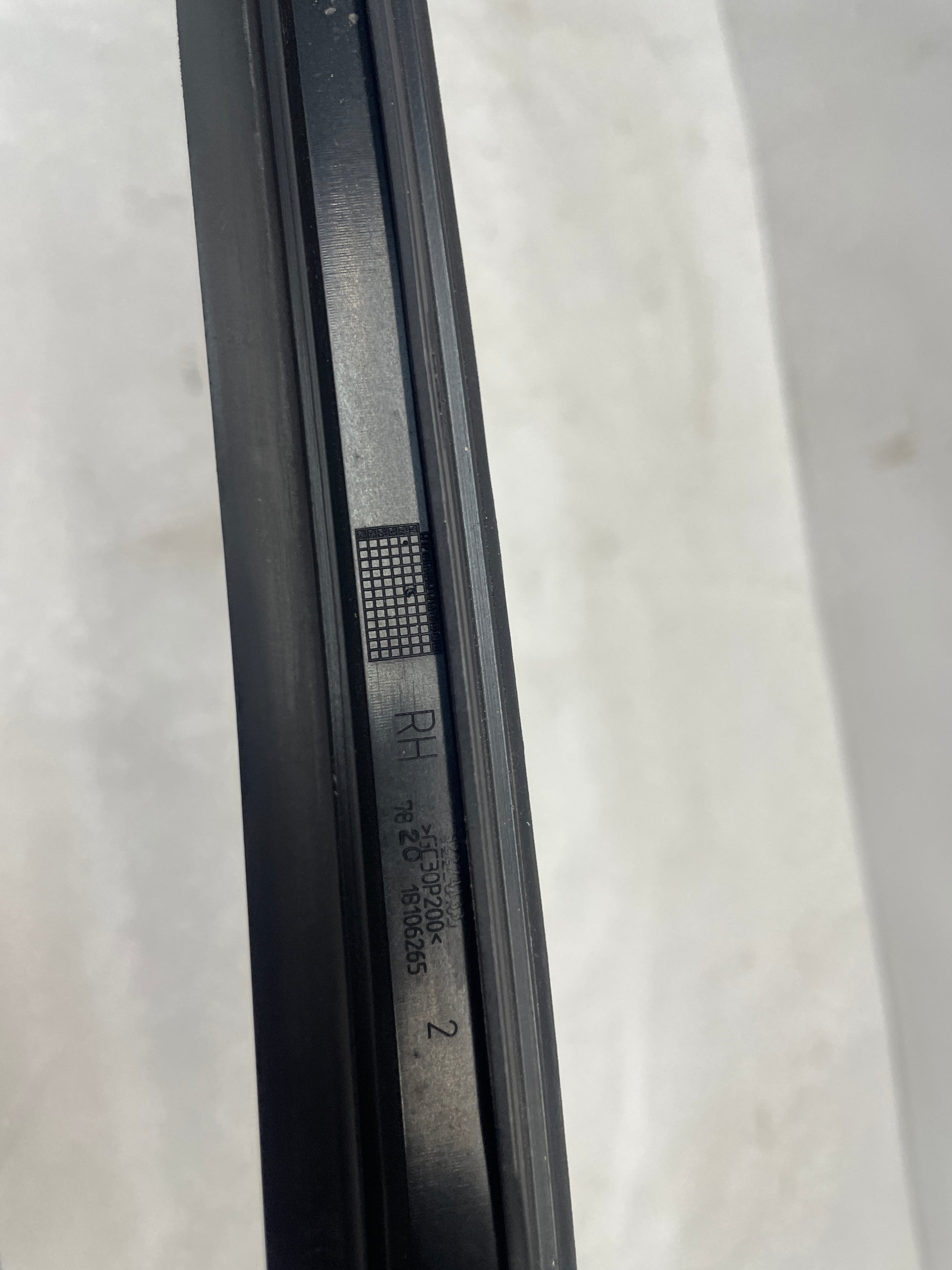 2014 Chevy SS Sedan RH & LH Windshield Molding Trim OEM - Day's Parts Yard
