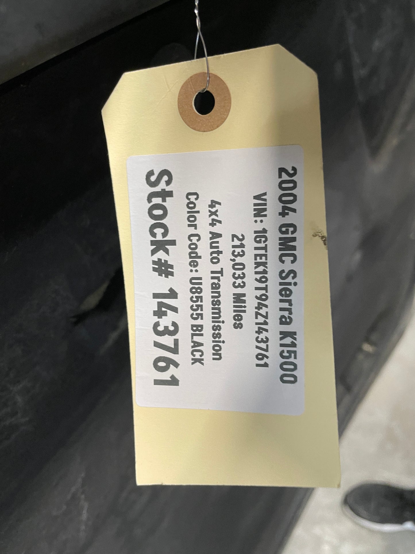 2004 GMC Sierra K1500 Hood Assembly OEM LOCAL PICK UP - Day's Parts Yard