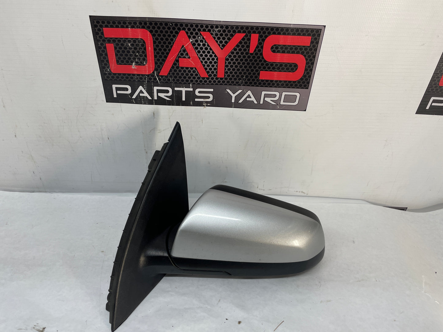 2009 Pontiac G8 LH Driver Exterior Side Door Mirror OEM - Day's Parts Yard