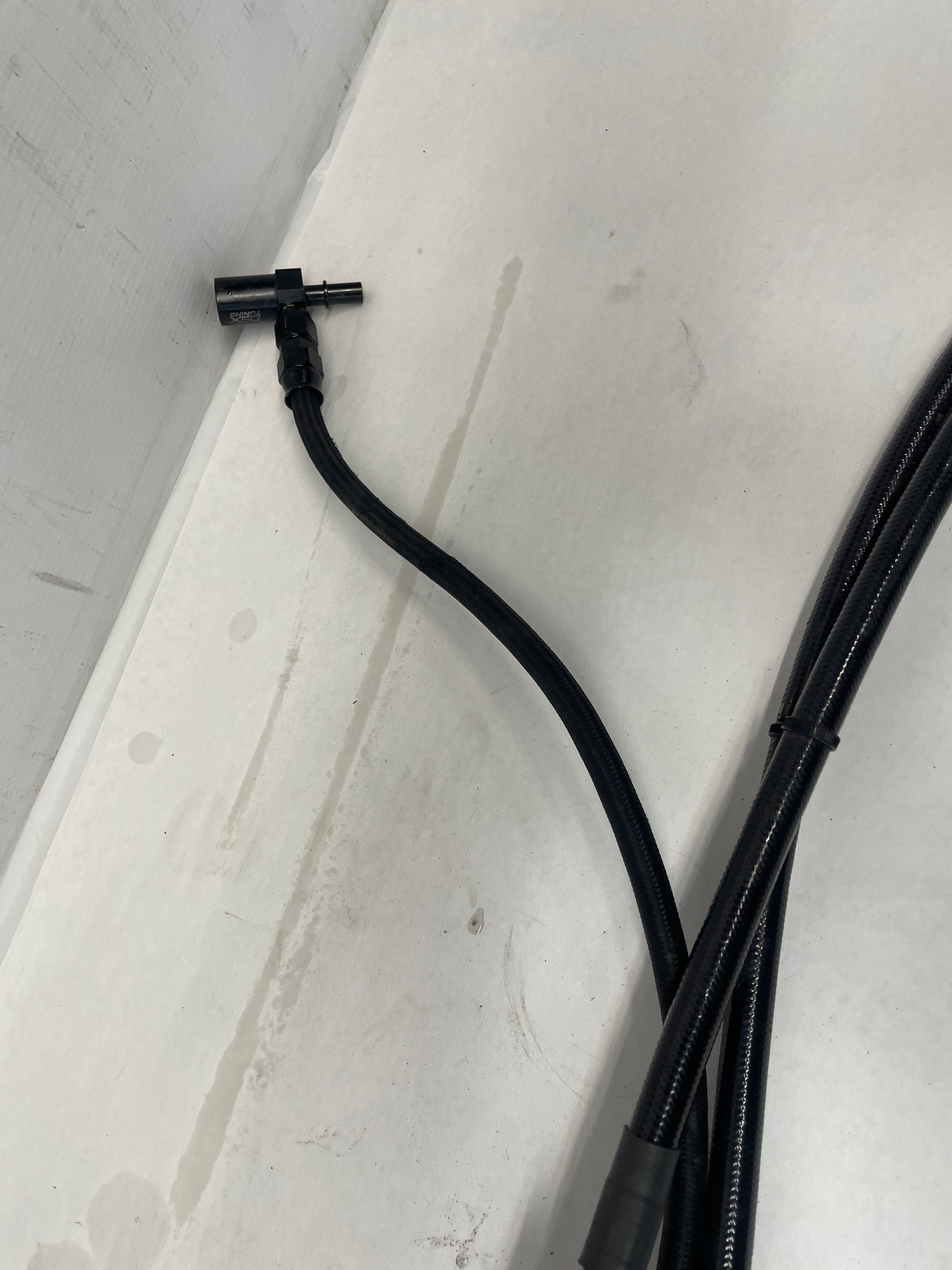 2011 Cadillac CTS-V Fuel Pump & Auxiliary Fuel Pump w/ Fuel Lines Aftermarket - Day's Parts Yard