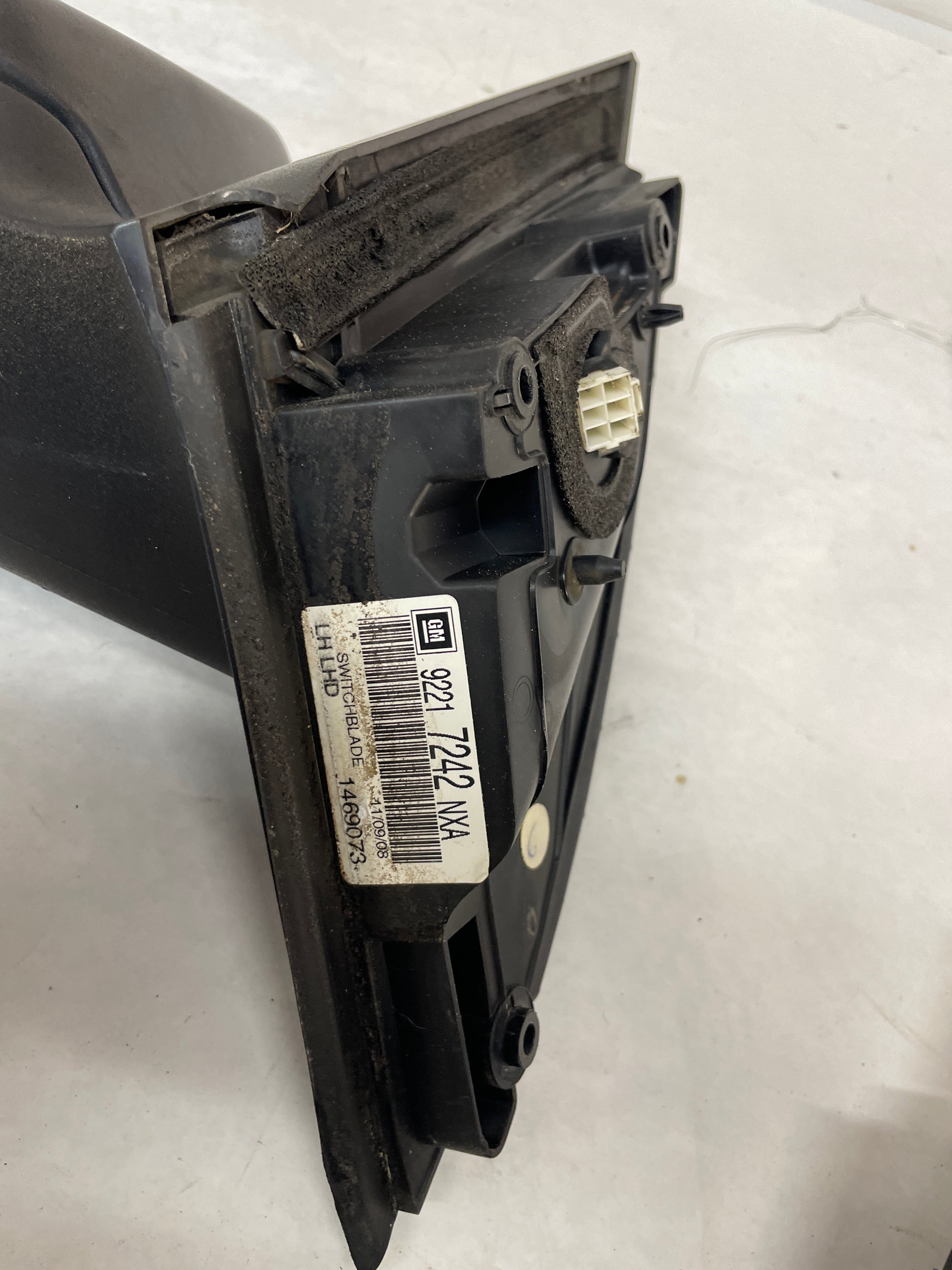 2009 Pontiac G8 LH Driver Exterior Side Door Mirror OEM - Day's Parts Yard