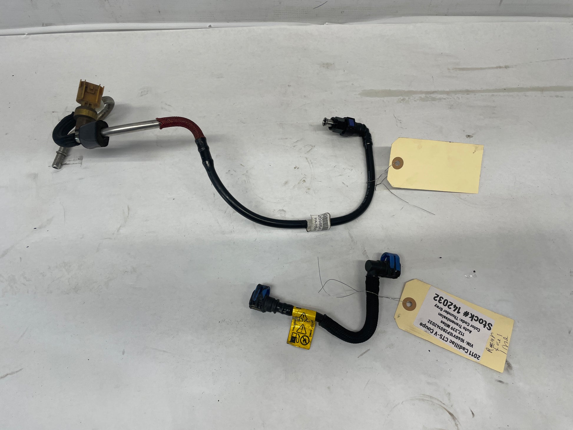 2011 Cadillac CTS-V Fuel Pump & Auxiliary Fuel Pump w/ Fuel Lines Aftermarket - Day's Parts Yard