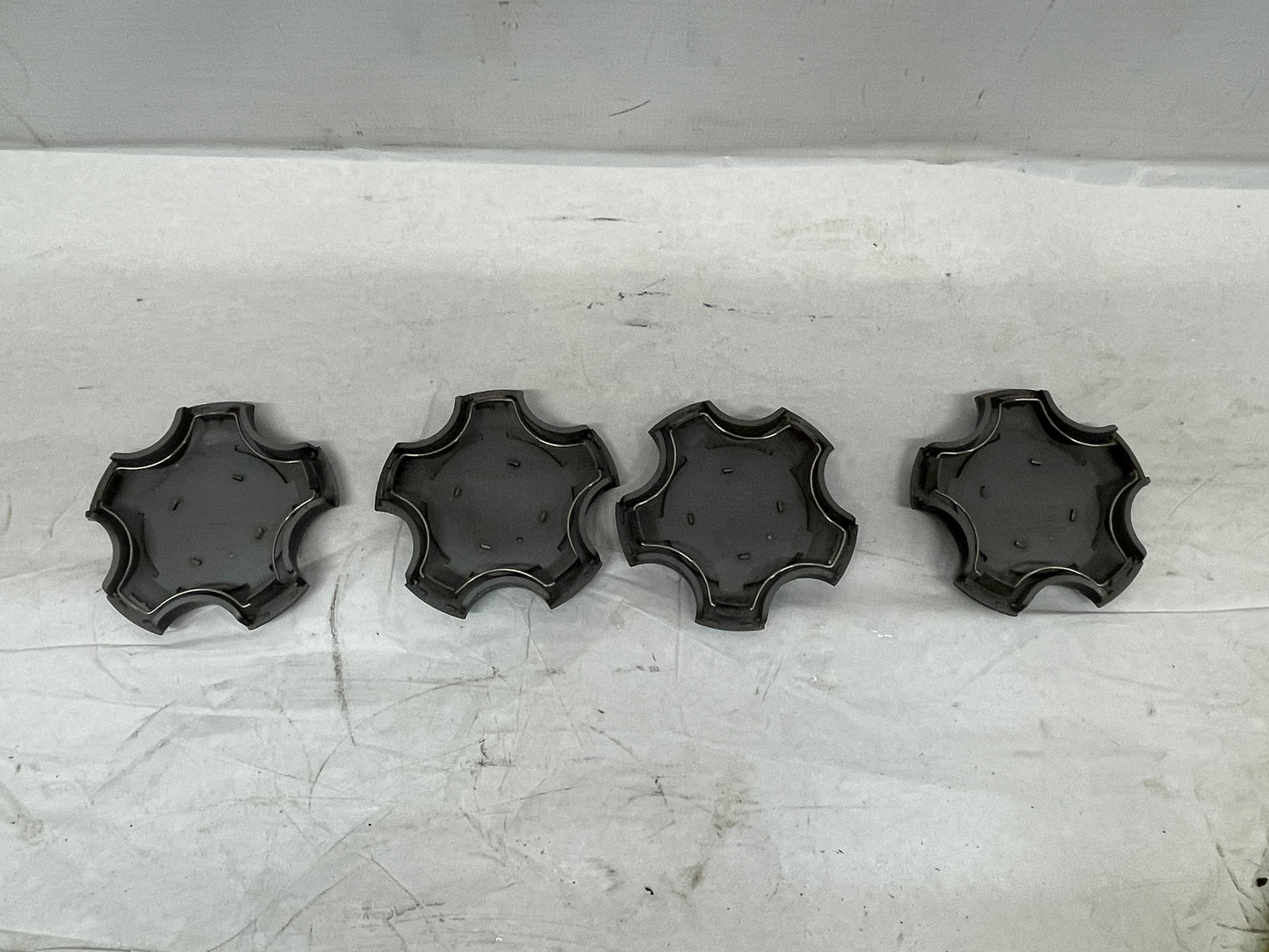 2009 Pontiac G8 GT Wheel Center Caps OEM - Day's Parts Yard