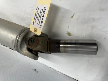 2004 GMC Sierra K1500 Extended Cab 4X4 Aluminum Driveshaft Drive Propeller Shaft OEM - Day's Parts Yard