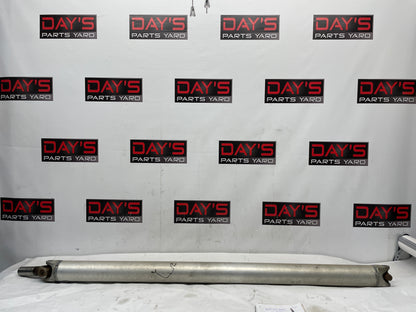 2004 GMC Sierra K1500 Extended Cab 4X4 Aluminum Driveshaft Drive Propeller Shaft OEM - Day's Parts Yard