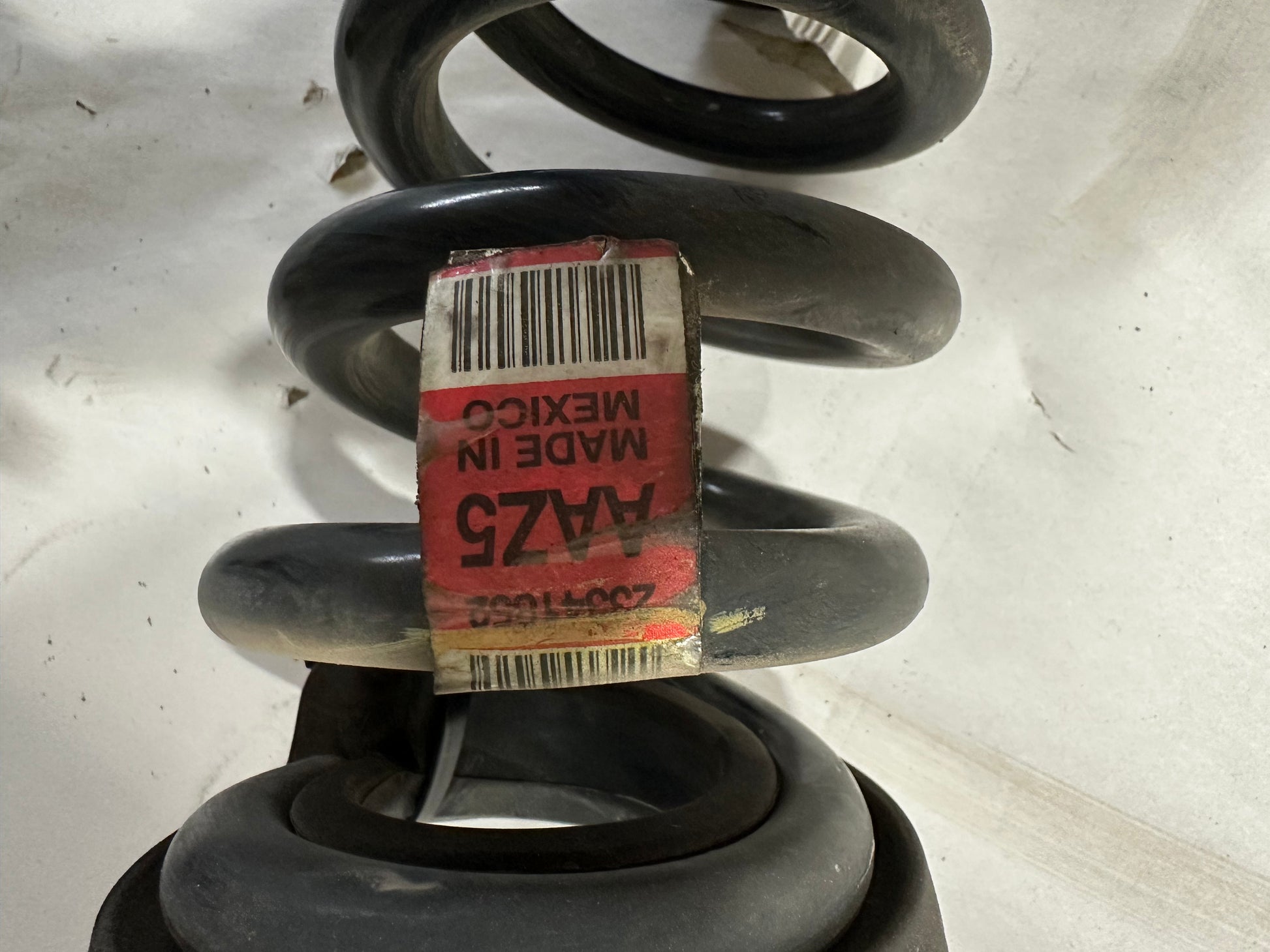 2020 Chevy Camaro SS RH & LH Rear Coil Springs OEM - Day's Parts Yard