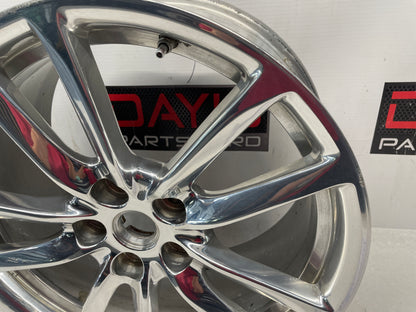 2014 Chevy SS Sedan  Factory OEM Rear Wheel 19X9 - Day's Parts Yard