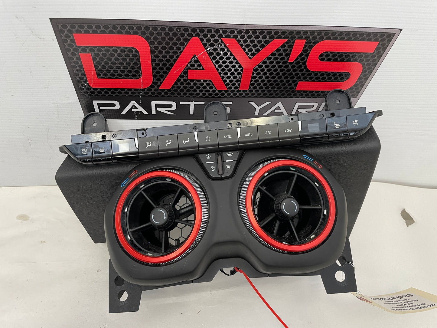2016 Chevy Camaro SS HVAC Heater A/C Air Climate Temp Control Panel OEM - Day's Parts Yard