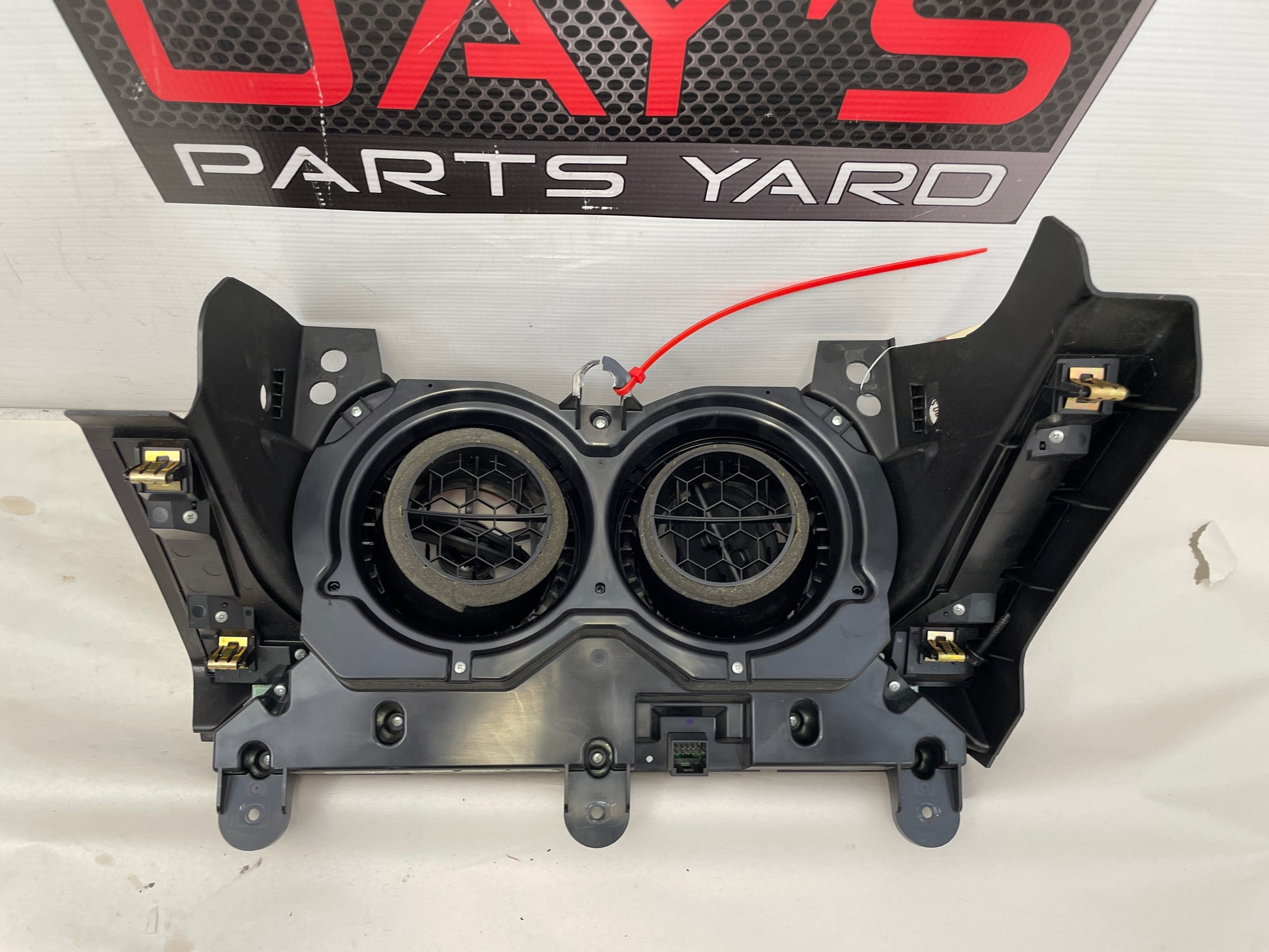 2016 Chevy Camaro SS HVAC Heater A/C Air Climate Temp Control Panel OEM - Day's Parts Yard