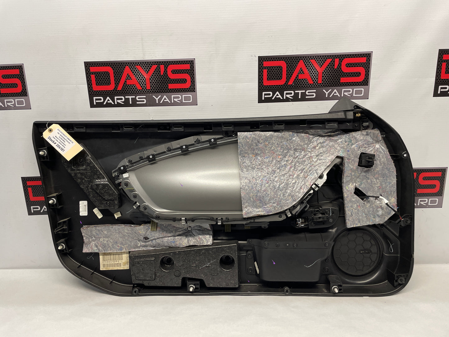 2015 Chevy Camaro SS RH Passenger Door Panel OEM - Day's Parts Yard
