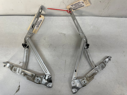 2009 Pontiac G8 RH & LH Trunk Hinges Set OEM - Day's Parts Yard