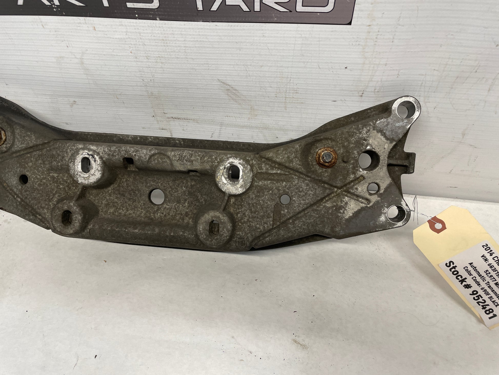 2014 Chevy SS Sedan Automatic Transmission Crossmember OEM - Day's Parts Yard