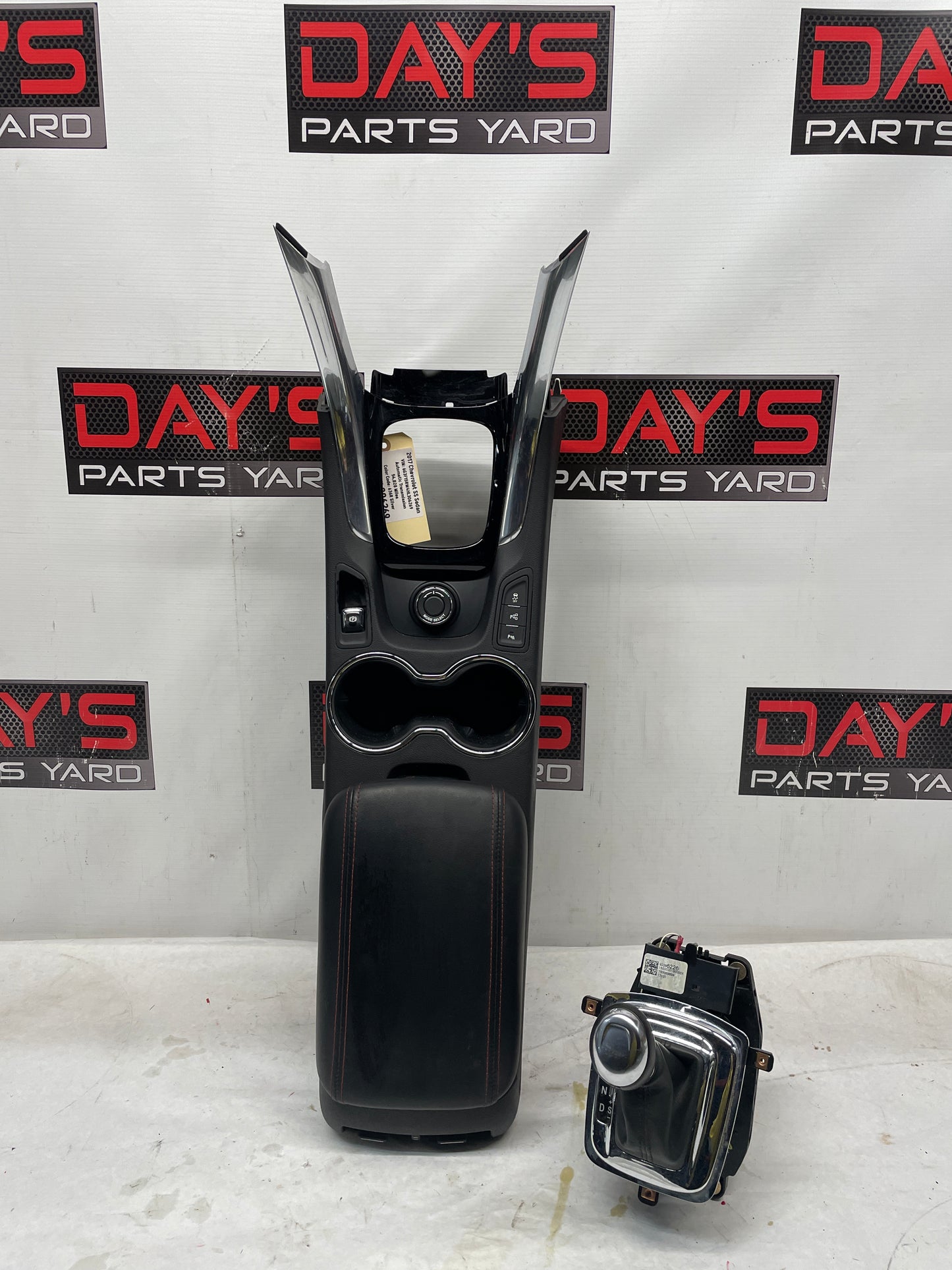 2017 Chevy SS Sedan Center Console w/ Shifter Assembly OEM