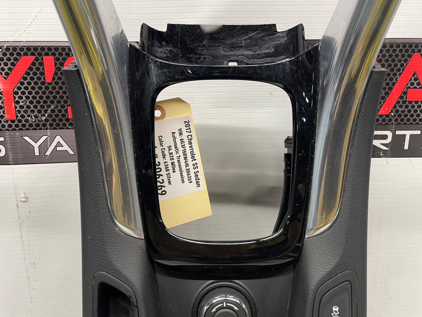 2017 Chevy SS Sedan Center Console w/ Shifter Assembly OEM