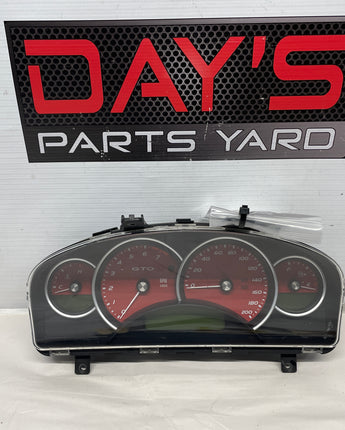 2005 Pontiac GTO Gauge Cluster Speedometer OEM